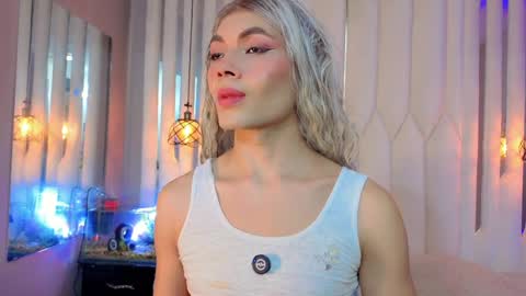 megan do santos online show from June 2026 07:49:02 PM