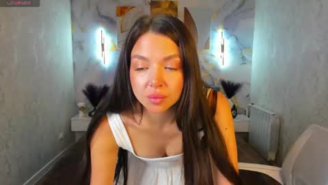Megan Fosterr online show from July 2026 01:43:02 AM