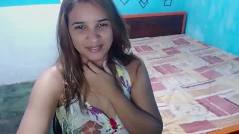 Snapshot of megan_little_ chatting on December 2024 11:58:02 PM amanda online show from December 2024 11:58:02 PM