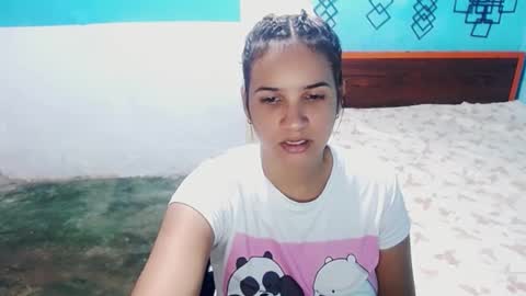 Snapshot of megan_little_ chatting on January 2025 08:37:01 PM amanda online show from January 2025 08:37:01 PM