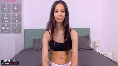 Snapshot of megan_ly chatting on August 2026 09:02:01 PM Megan online show from August 2026 09:02:01 PM