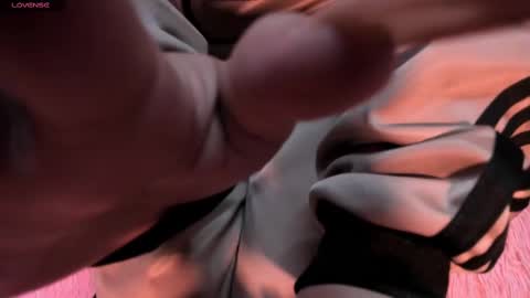     online show from February 2025 12:17:02 PM