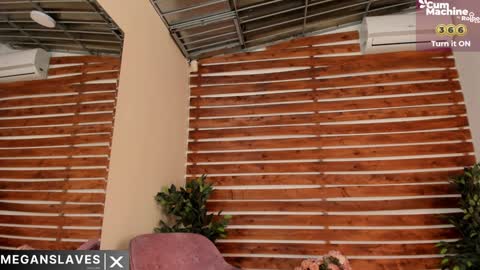 Snapshot of megan_raiin chatting on January 2025 08:15:01 AM megan_raiin online show from January 2025 08:15:01 AM