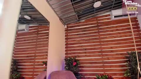 Snapshot of megan_raiin chatting on February 2025 11:16:02 AM megan_raiin online show from February 2025 11:16:02 AM