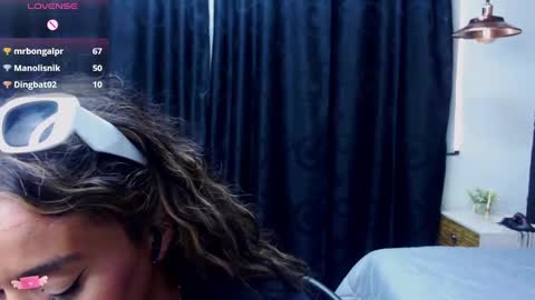 M E G A N   online show from December 2024 08:44:01 PM