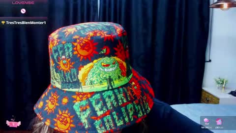 M E G A N   online show from December 2024 11:51:01 PM