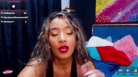 M E G A N   online show from December 2024 11:26:02 PM