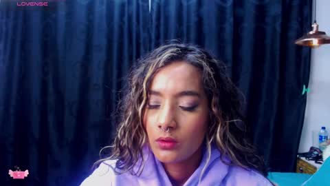 M E G A N   online show from January 2025 07:37:01 PM