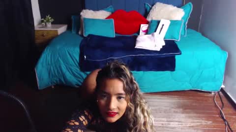 M E G A N   online show from February 2025 11:54:01 PM