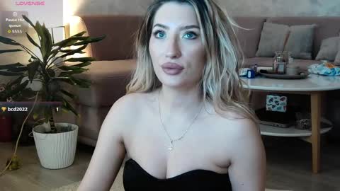 Megan online show from May 2026 06:58:01 PM