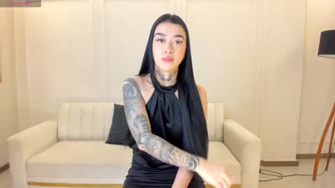 Megan Cross online show from November 2025 04:01:02 AM