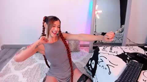 Snapshot of meganfooster chatting on February 2026 11:21:02 PM Emma Cyrus online show from February 2026 11:21:02 PM