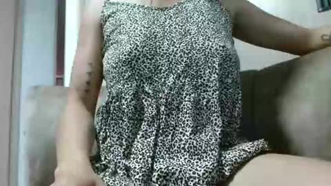 Snapshot of meganharry chatting on November 2025 09:09:01 PM meganharry online show from November 2025 09:09:01 PM