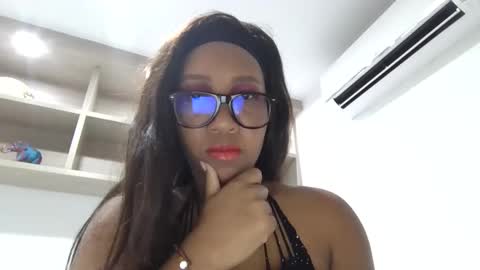 megan        online show from January 2025 06:46:01 AM