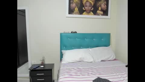 megan        online show from September 2025 02:38:02 AM