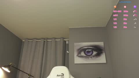 Snapshot of meganiex chatting on January 2025 05:51:02 AM MeganieX online show from January 2025 05:51:02 AM