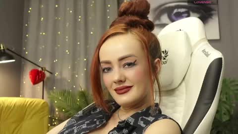 MeganieX online show from May 2026 02:51:02 AM
