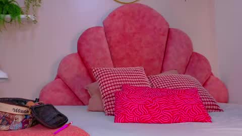 MEGAN online show from April 2026 01:25:01 AM