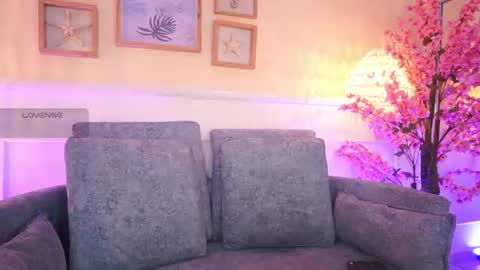 Megan Lowell online show from July 2026 11:36:02 AM