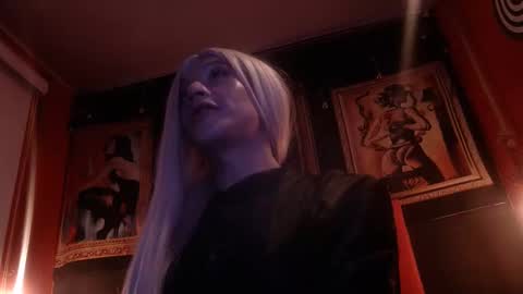 megannixx online show from October 2025 07:07:02 AM