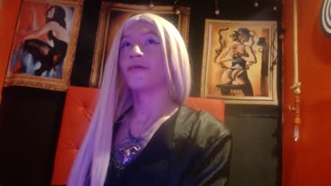 megannixx online show from October 2025 04:11:01 AM