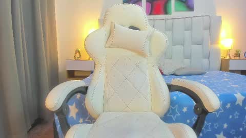 Megan Queen online show from June 2026 01:15:02 PM