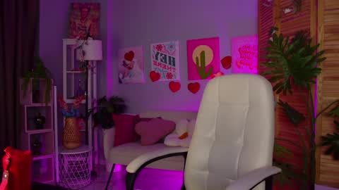megan online show from June 2026 05:48:01 PM
