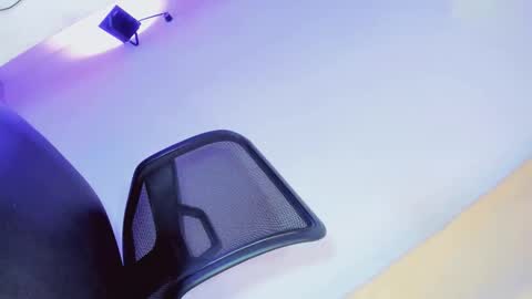 Snapshot of megansexy010 chatting on October 2025 11:51:02 PM megan online show from October 2025 11:51:02 PM