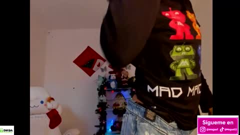 Megan online show from November 2025 03:58:02 PM