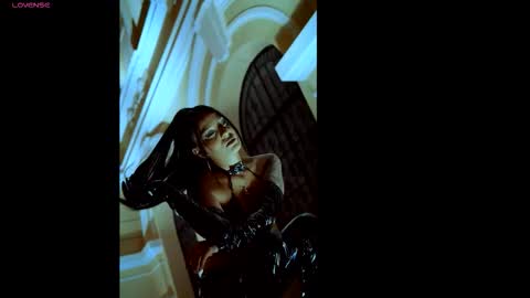 Snapshot of meganwolf1_ chatting on March 2026 04:13:01 PM Megan online show from March 2026 04:13:01 PM