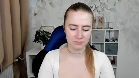 Snapshot of meganx_candy chatting on May 2026 05:36:01 AM Megan online show from May 2026 05:36:01 AM