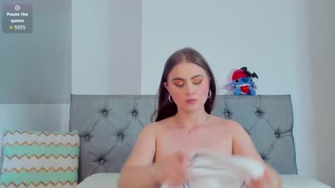 megansammy online show from November 2025 06:56:02 PM