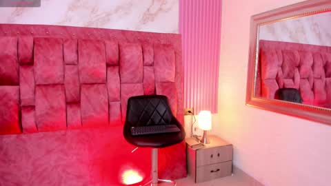 Snapshot of megganfoxy chatting on September 2025 08:30:01 PM megganfoxy online show from September 2025 08:30:01 PM