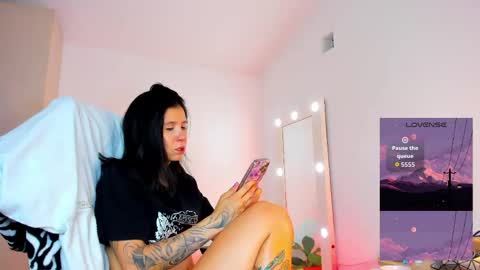 Juli online show from June 2026 10:28:02 AM