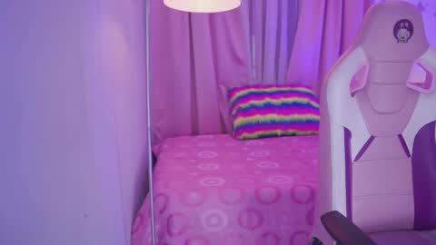 Meggie 1J online show from February 2026 11:12:02 PM