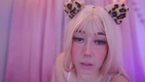 Meggie 1J online show from February 2026 01:04:01 AM