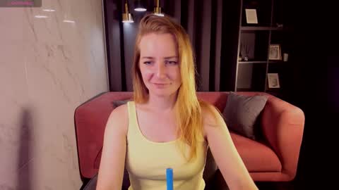 Snapshot of meggysun chatting on September 2025 01:33:02 PM Meggy online show from September 2025 01:33:02 PM