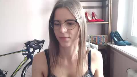 Megi online show from June 2026 06:37:02 AM