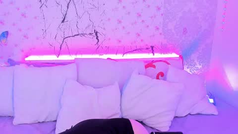 meimurasakii online show from May 2026 08:07:01 PM