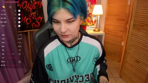 mekurisu online show from February 2025 07:37:01 AM