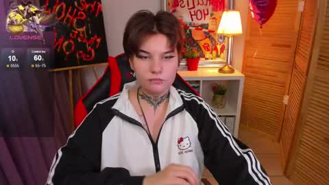 mekurisu online show from February 2025 04:46:02 AM