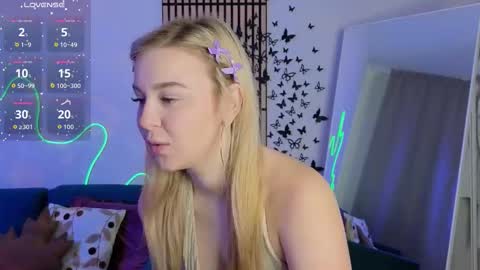 Mel online show from December 2025 07:46:02 AM