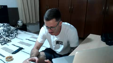 meladodecana online show from February 2026 04:11:01 AM