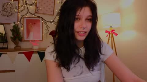 Snapshot of melan1e_ chatting on January 2025 07:50:02 PM mel online show from January 2025 07:50:02 PM