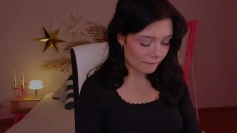 Snapshot of melan1e_ chatting on January 2025 06:15:01 PM mel online show from January 2025 06:15:01 PM