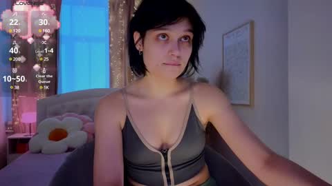 Snapshot of melan1e_ chatting on February 2025 07:49:01 AM mel online show from February 2025 07:49:01 AM