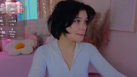 Snapshot of melan1e_ chatting on February 2025 02:43:02 PM mel online show from February 2025 02:43:02 PM