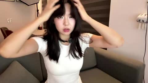 Melana online show from May 2026 12:21:01 PM
