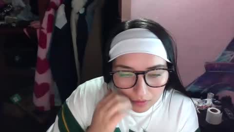 Snapshot of melani1103 chatting on November 2025 01:48:02 AM melani1103 online show from November 2025 01:48:02 AM