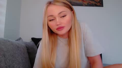 Melania online show from November 2025 12:37:02 PM